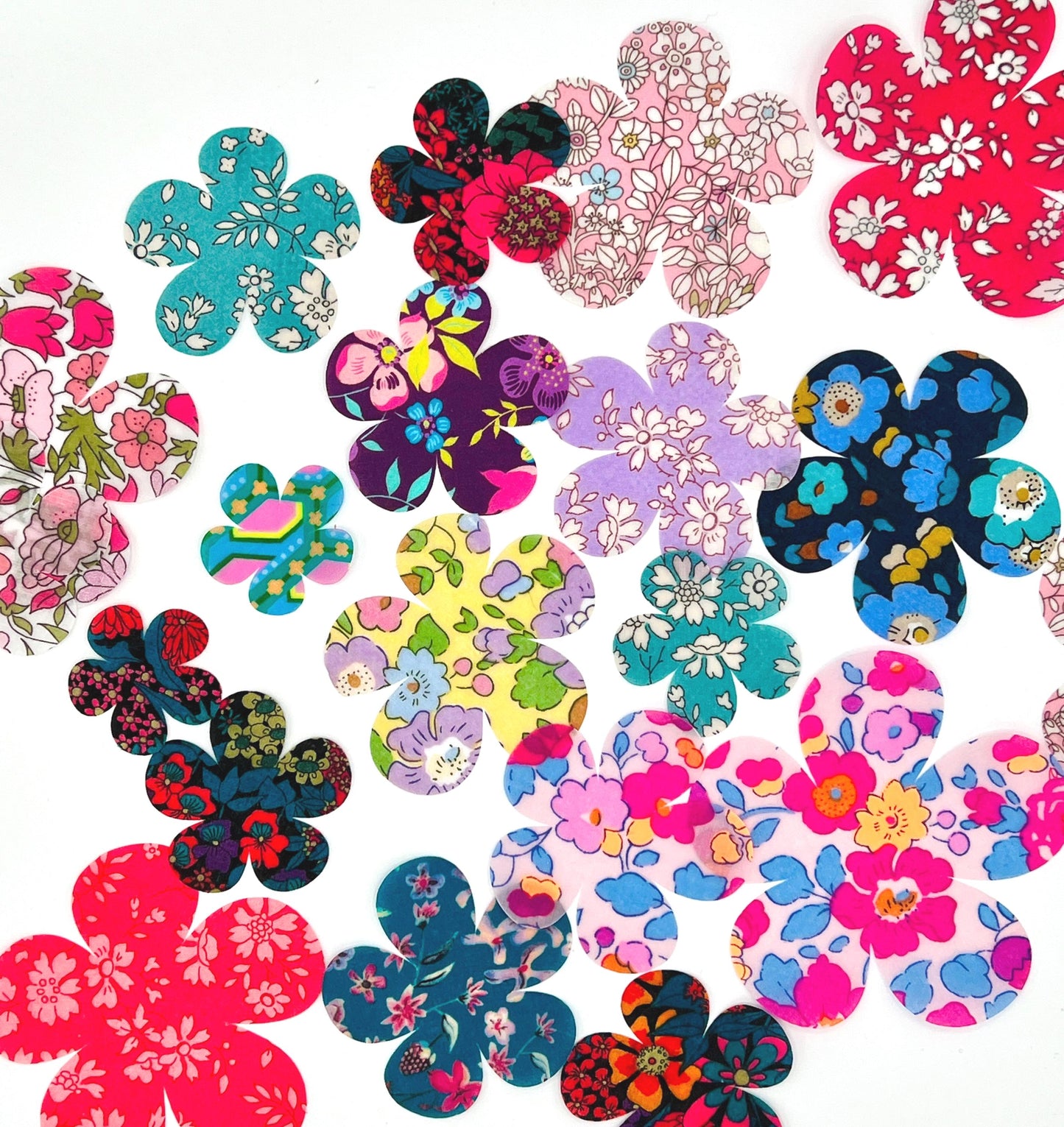 Liberty Fabric Flower Appliqués: Vintage Style Iron-On Crafts