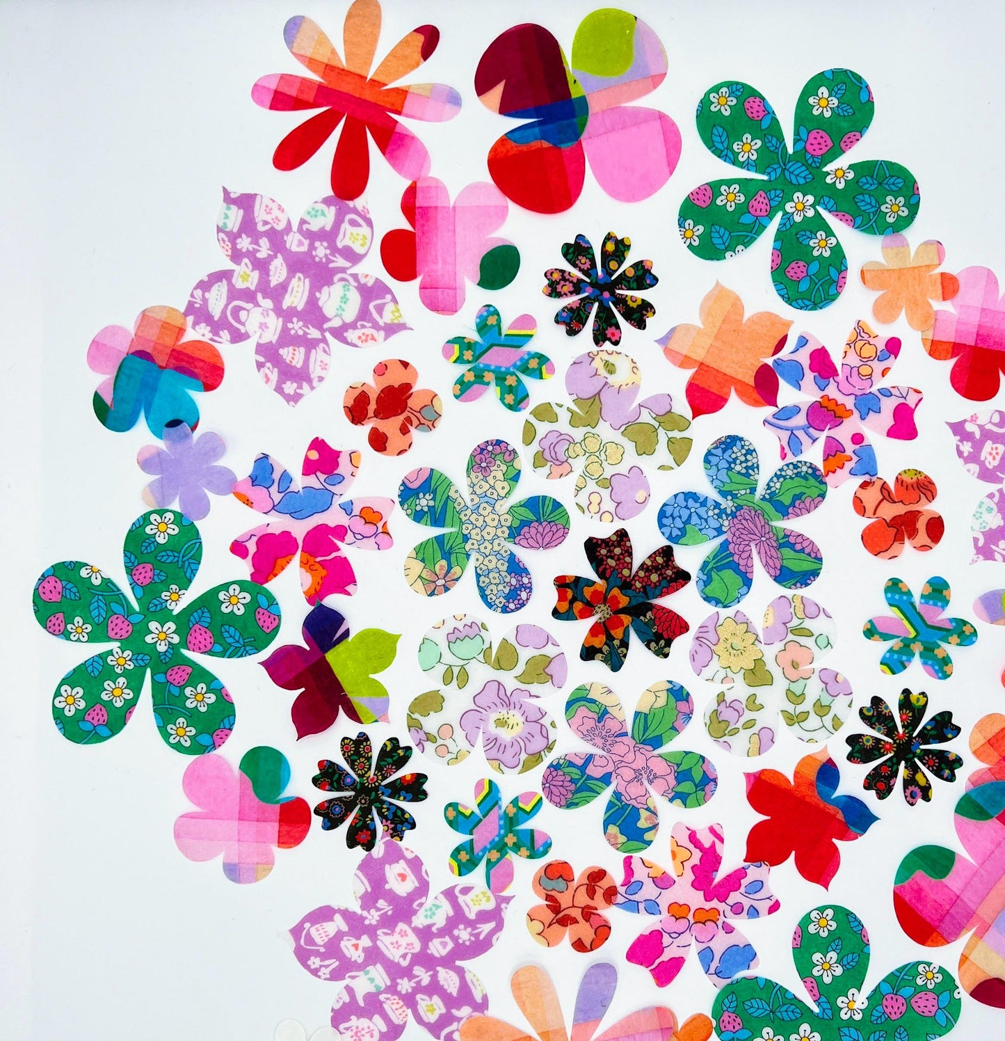 Vintage Style Flower Appliqués: Liberty of London Fabric Iron-On Crafts