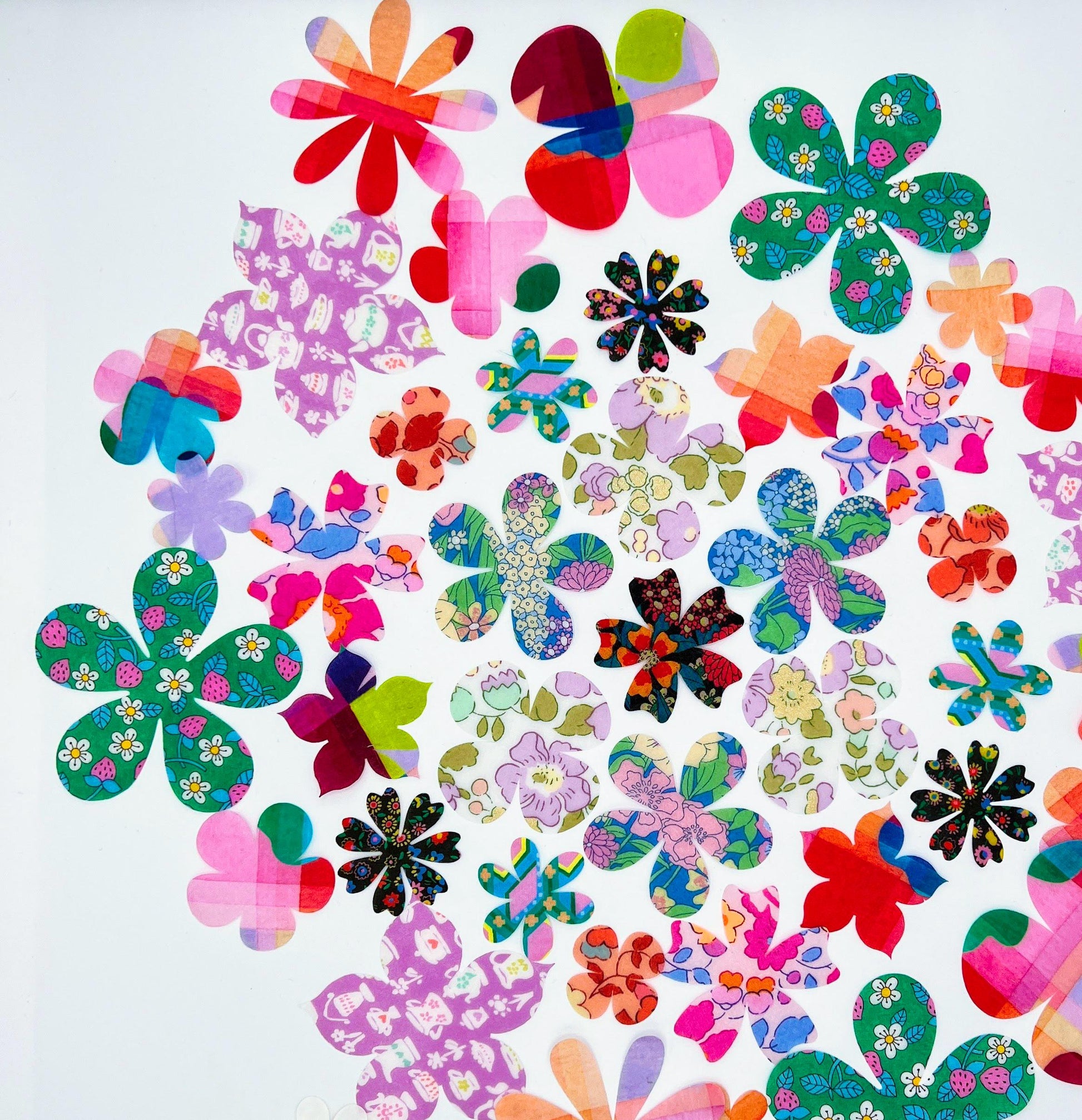 Vintage Style Flower Appliqués: Liberty of London Fabric Iron-On Crafts